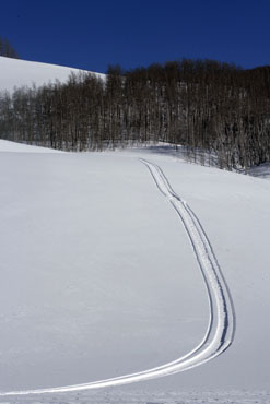 maroon bells with snow photograph