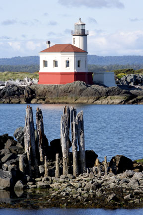 oregon coast lighthouse photo
